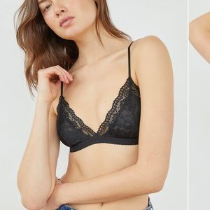 Aritzia Monterey Bralette Size M